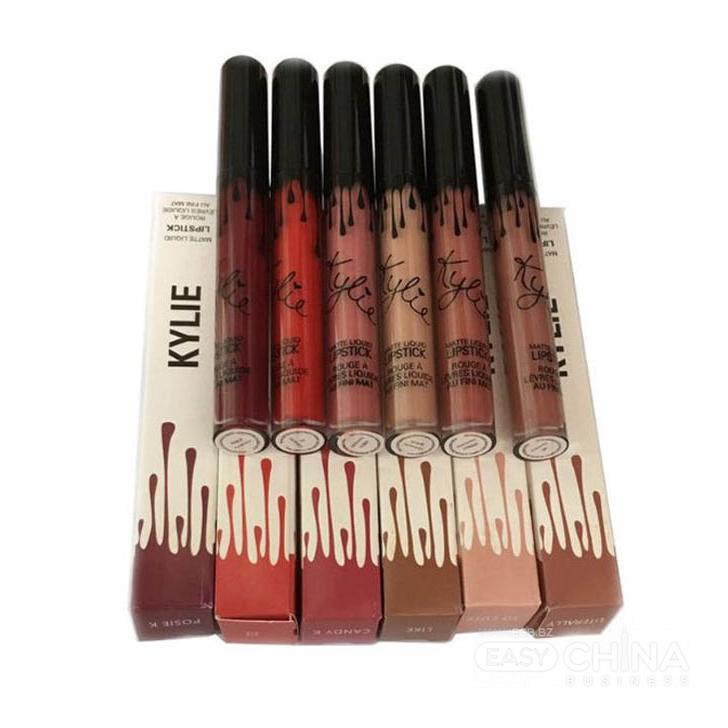 Губная помада Kylie Matte Lipstick